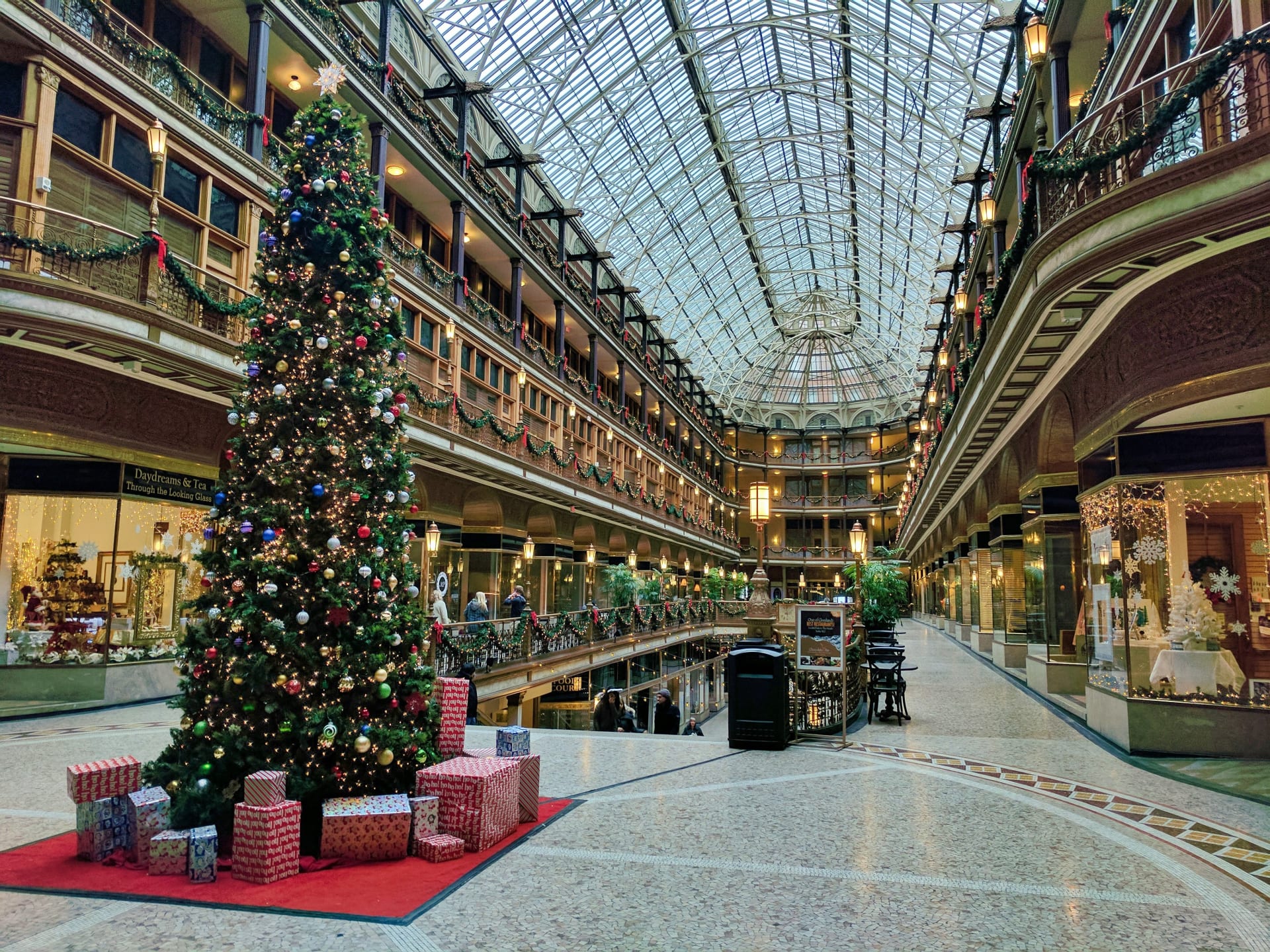 holiday season marketing mall christmas